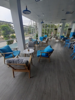 Bàn ghế cao cấp tô điểm không gian thêm hoàn mỹ
