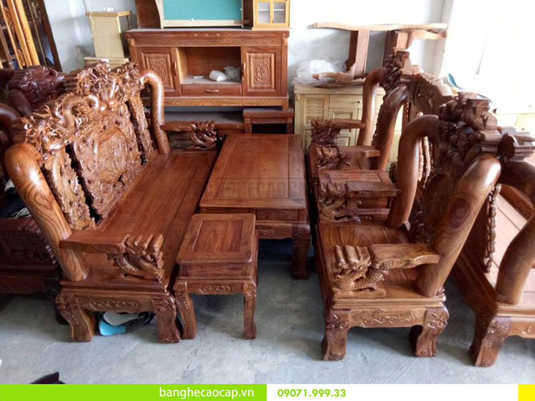 Bàn ghế cao cấp tô điểm cho không gian thêm hoàn mỹ 01
